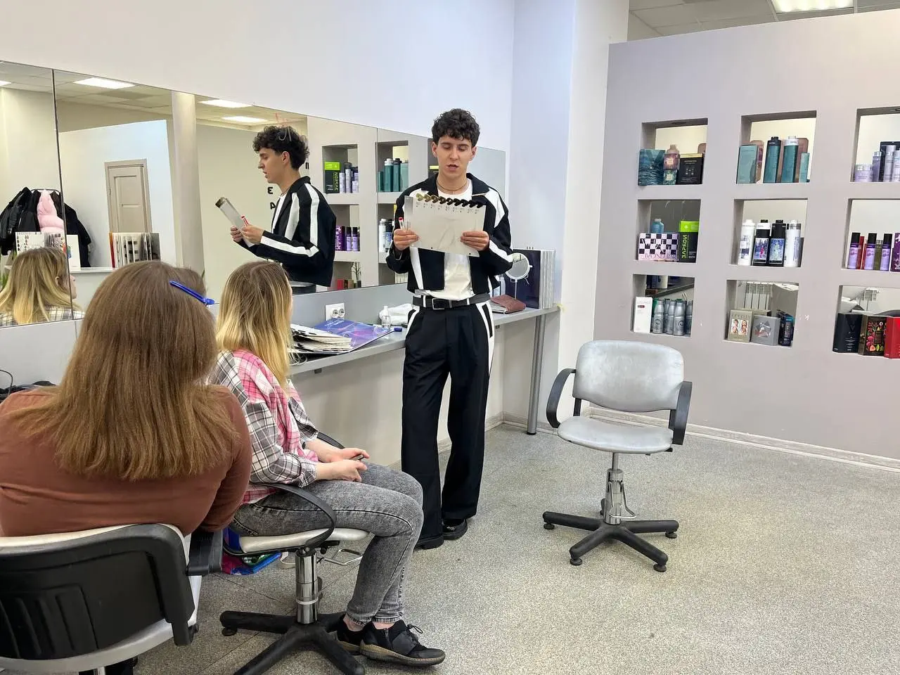 Семинар по «Азбуке цвета»: ключ к успеху на чемпионате и демонстрационном экзамене