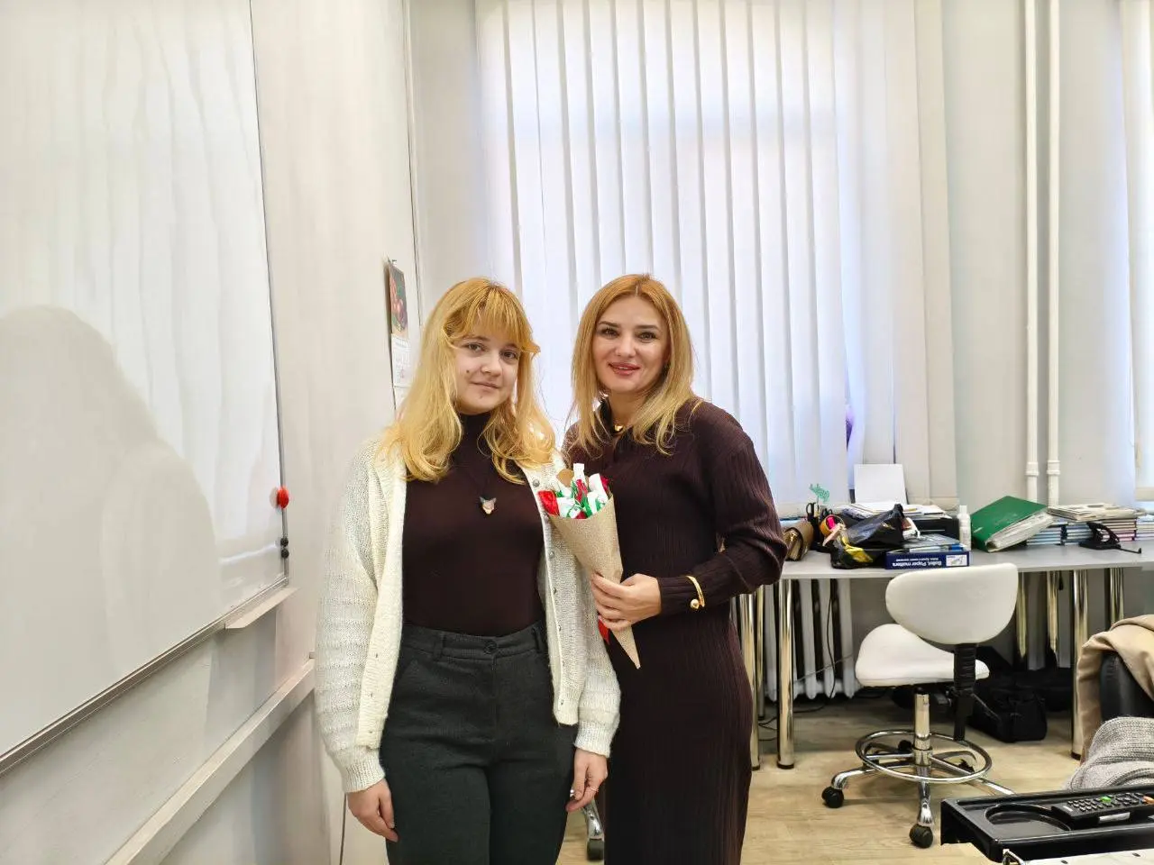 Наши графические дизайнеры из группы 11 ДИС решили поздравить наших дорогих педагогов